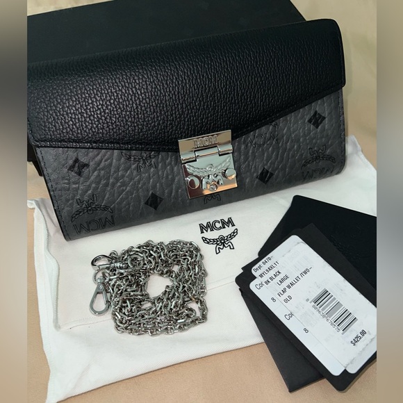 MCM • Brand new Tracy crossbody wallet in black leather visetos - Picture 7 of 8